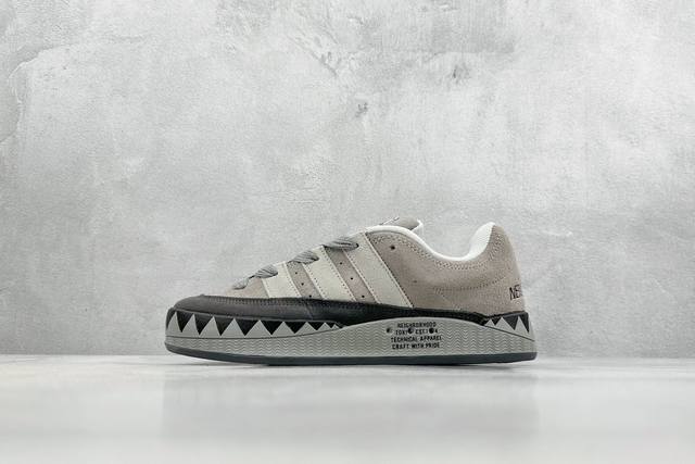 Xl版 Adidas Adimatic Low 马蒂奇系列低帮 复古鲨鱼面包鞋运动休闲滑板板鞋 整个鞋面由色彩艳丽的麂皮制成 搭配品牌标志性大尺寸三条纹 Log