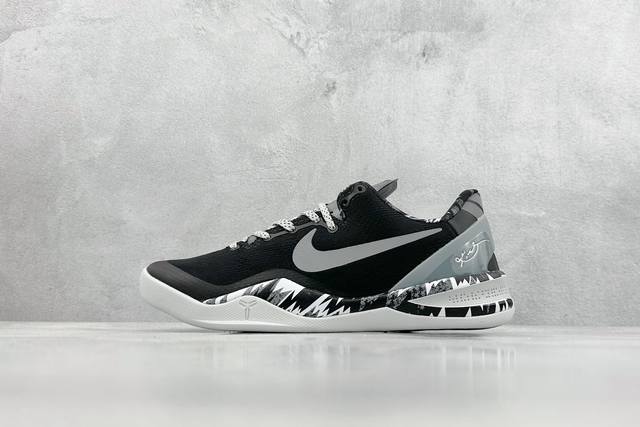 R版 Nike Kobe 8 System 科比八代 内置元年缓震气垫 原装碳板加持 延续了前几代的设计风格 依然是以轻盈和灵动为主题 设计师ericavar采