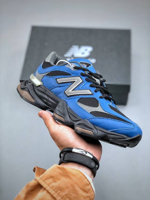 New Balance 公司级版本 Nb9060 联名款 复古休闲运动慢跑鞋 鞋款灵感源自设计师本人对夏日的怀日回忆。鞋面大身由空间双格及磨砂鞋面拼接而生，配以