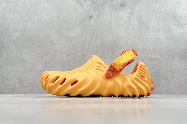 Cp版含盒子 卡骆驰联乘新晋国际知名鞋类设计师salehe Bembury X Crocs Pollex Clog Stratus 指纹式脊骨系列夏日沙滩室内外