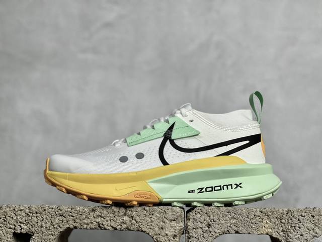 Nikezegamatrail2Zoomx 户外越野跑步鞋 厚底增高老爹鞋越野跑步鞋，采用出众回弹的 Zoomx 泡绵中底，助你征服陡峭山脊和嶙峋山岩，一路从容