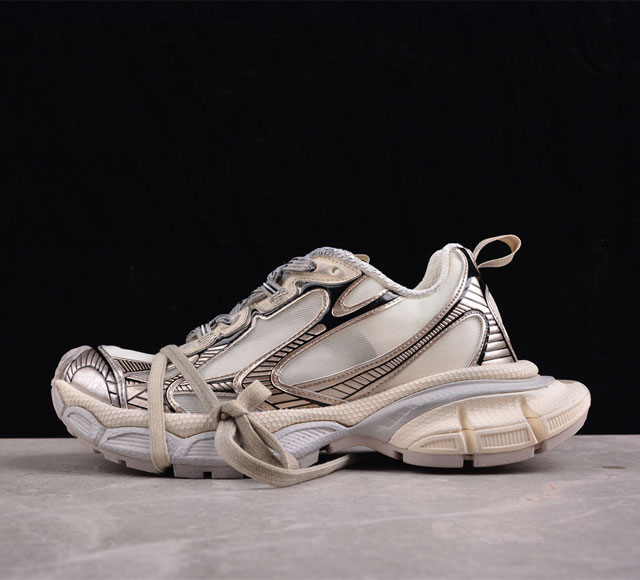 Balenciaga Phantom Sneaker 官方同步 巴黎世家 十代潮流跑鞋 W3Xl20335 #增加全新设计 在延续 Track Trainer