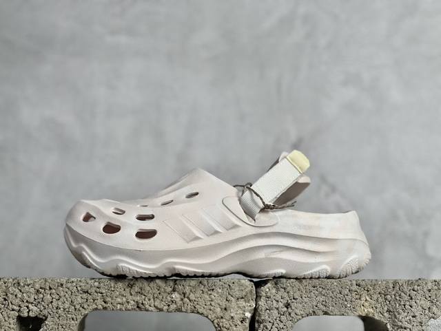 Adidas Maxxclog 夏季休闲沙滩拖鞋凉鞋 魔术贴舒适轻便运动防滑潮流洞洞凉鞋 货号：Jh6277 尺码36-40 - 点击图像关闭
