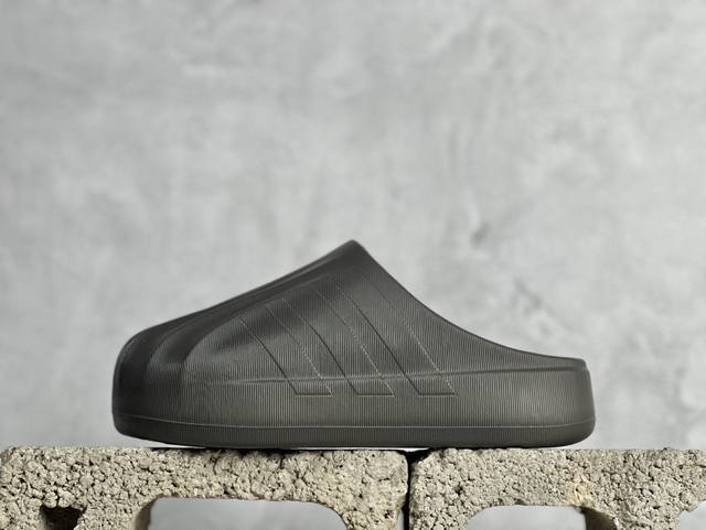 渠道版 Adidas Adiform Superstar 舒适 耐磨 包头拖鞋 男女同款 深灰 #独家原版原盒 原底原料 开模打造 #原厂织唛鞋标 高精密准度 - 点击图像关闭